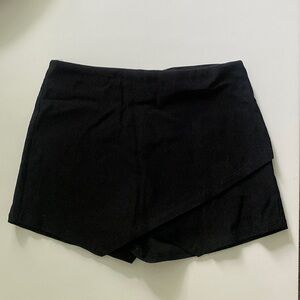 Gab & Kate Black Skort, S